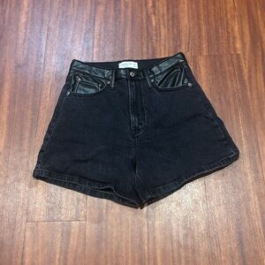 Abercrombie & Fitch High Rise Dad Shorts
